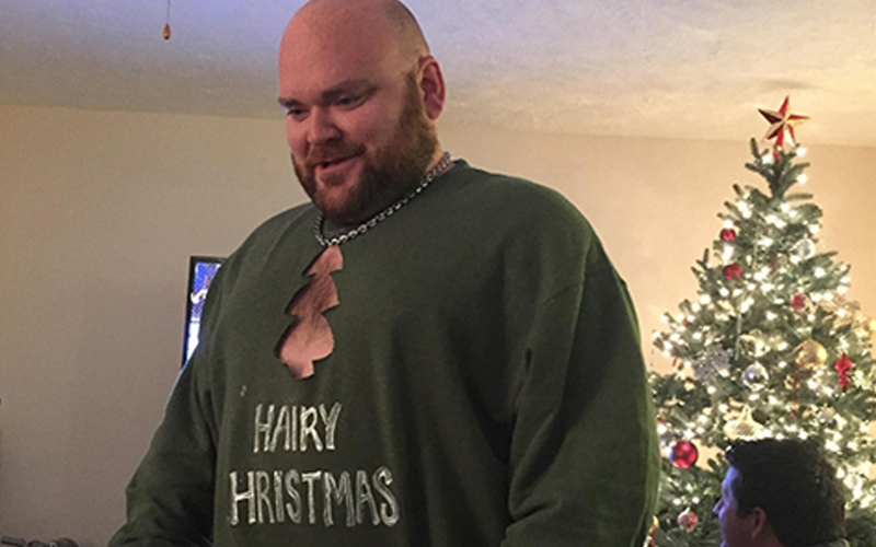 15 of the ugliest (and most creative) Christmas sweaters EVER!